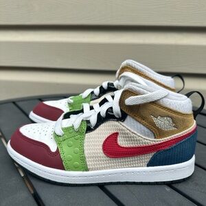 Jordan 1 Mid “Messy Room” (Kids Size 3Y)